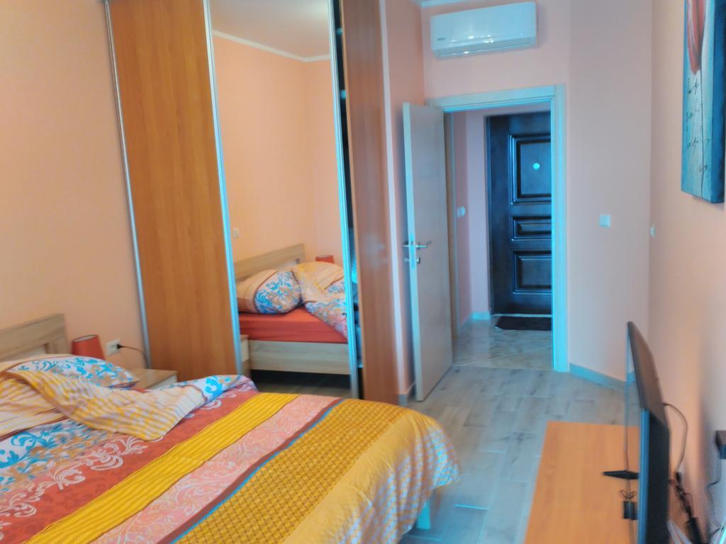 Apartment Sea Space Dobra Voda Exterior foto