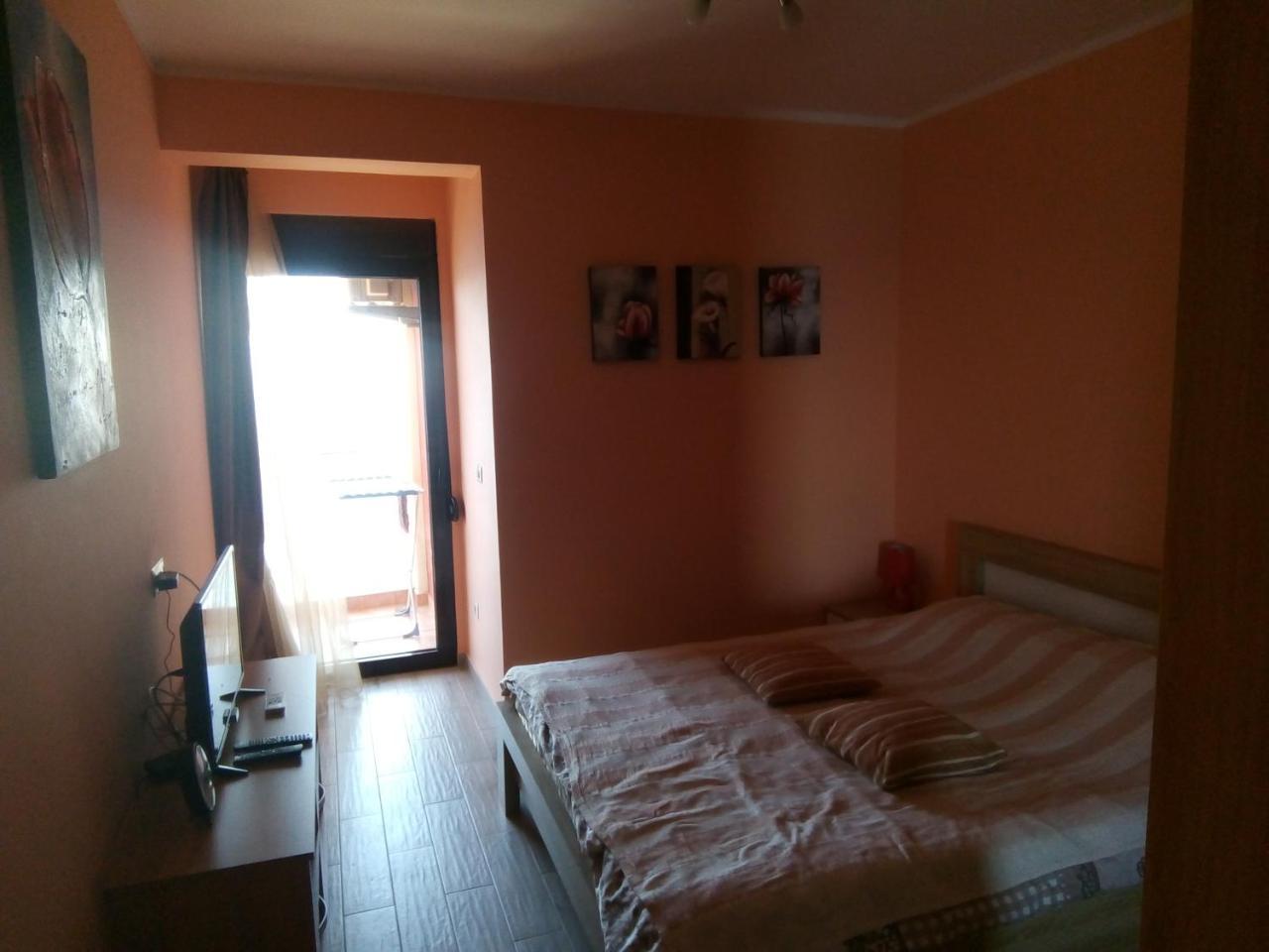 Apartment Sea Space Dobra Voda Exterior foto