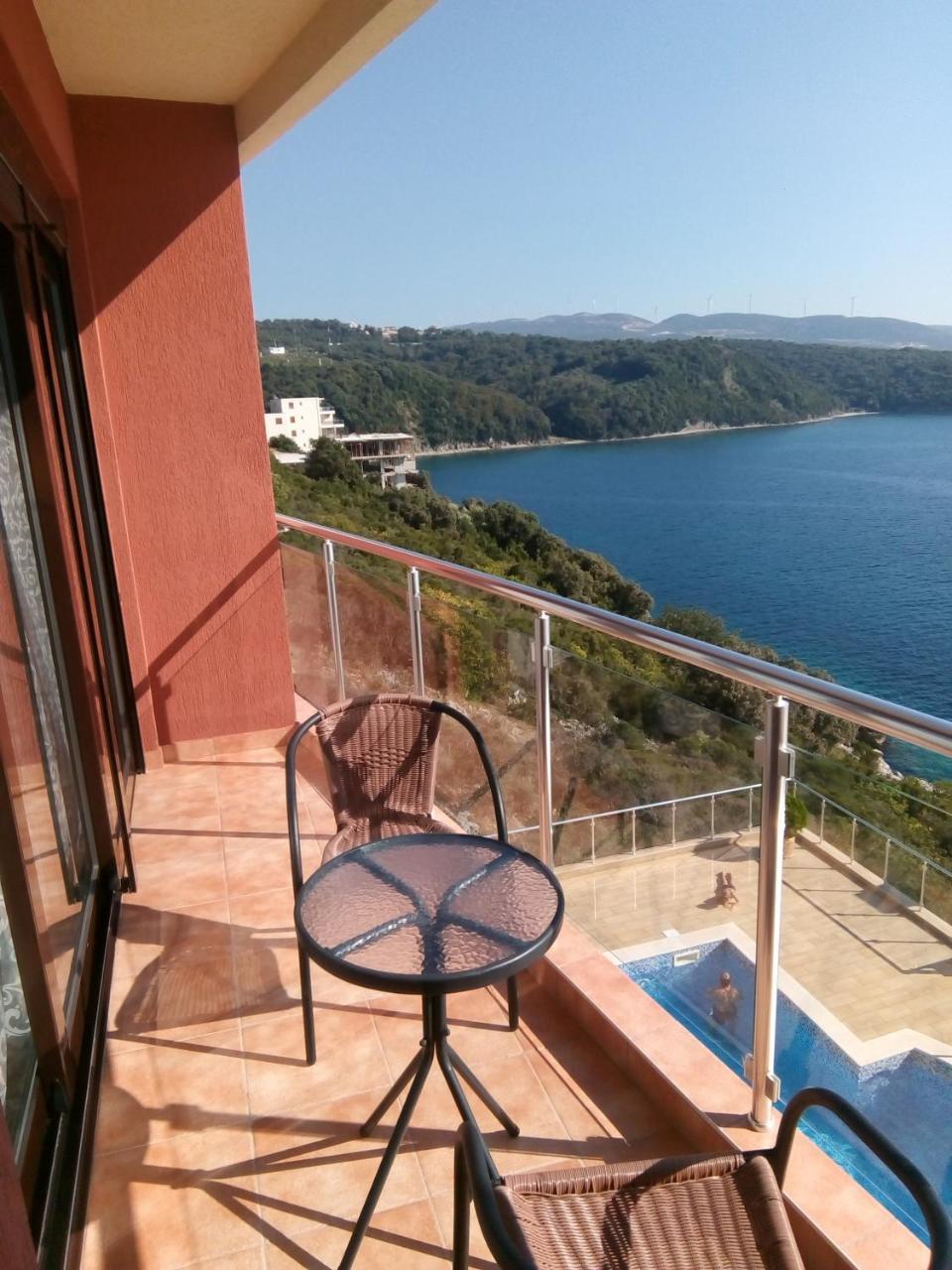 Apartment Sea Space Dobra Voda Exterior foto